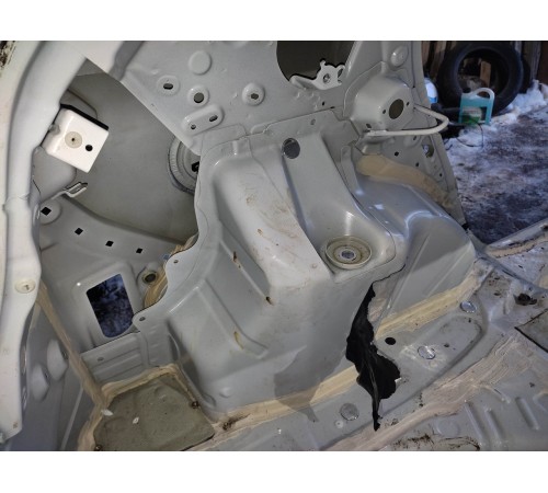 Крыло заднее левое