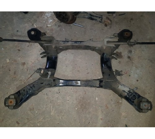 Балка подвески задн.