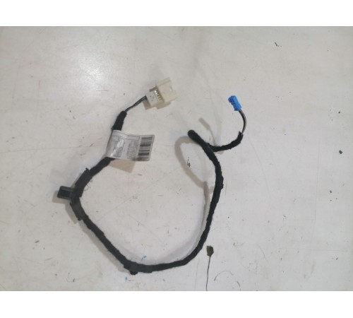 Проводка центрального динамика