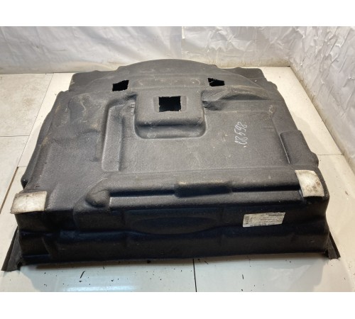 Пол багажника