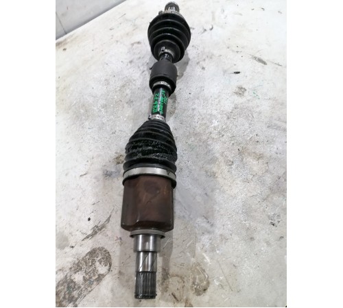 Привод передний правый