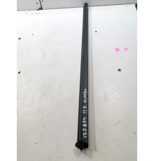 Уплотнитель стекла передний правый внутренний