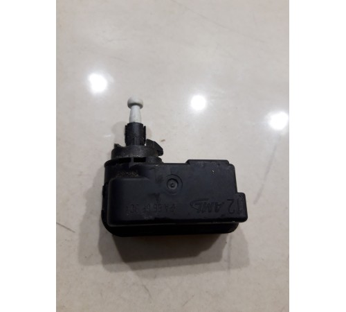 Моторчик корректора фары(правый)