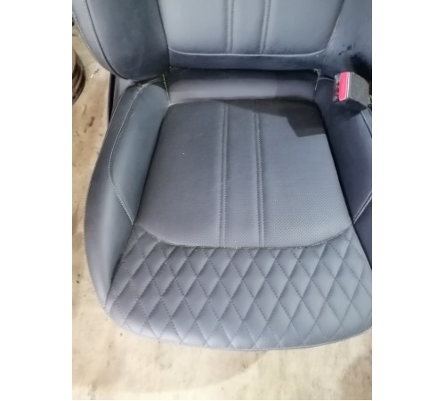 Сиденье переднее правое