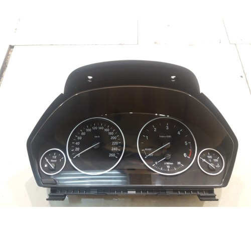 Панель приборов