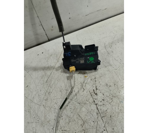 Замок двери задний левый