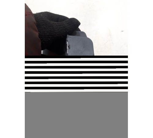 Камера заднего вида с ручкой открывания багажника