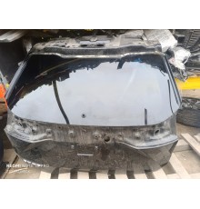 Крышка багажника со стеклом