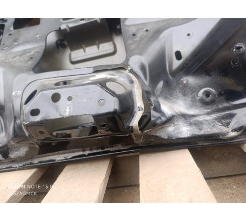 Крышка багажника со стеклом