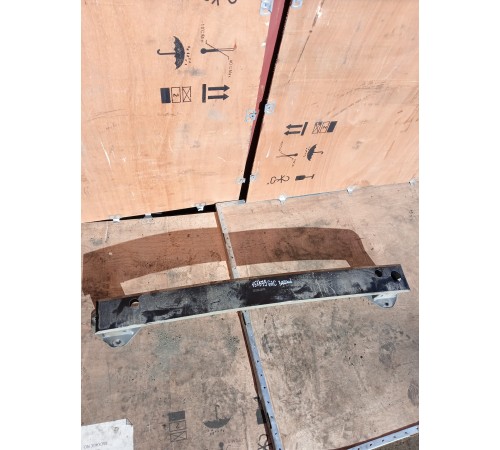 Усилитель заднего бампера