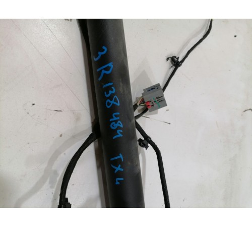 Амортизатор двери крышки багажника правый