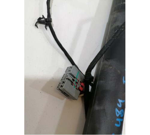 Амортизатор двери крышки багажника правый