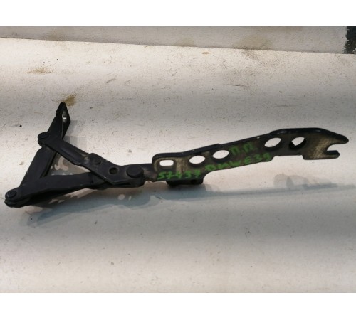 Петля капота правая