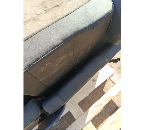 Сиденье третьего ряда