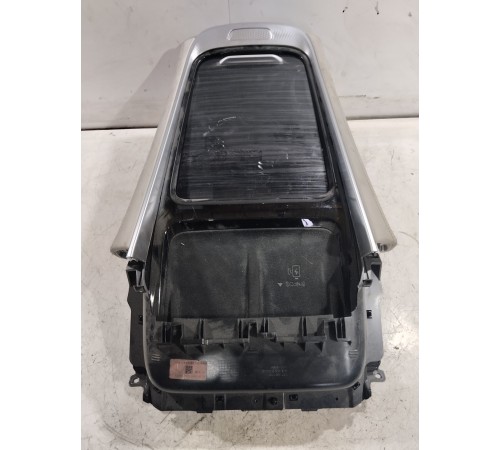 Накладка ящик центральной консоли