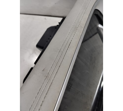 Накладка ящик центральной консоли