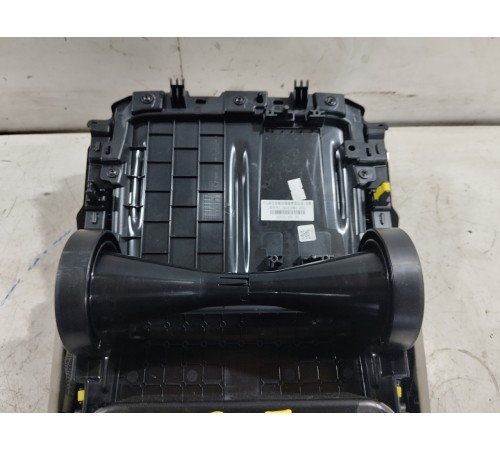 Накладка ящик центральной консоли