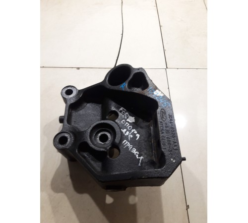 Опора двигателя правая