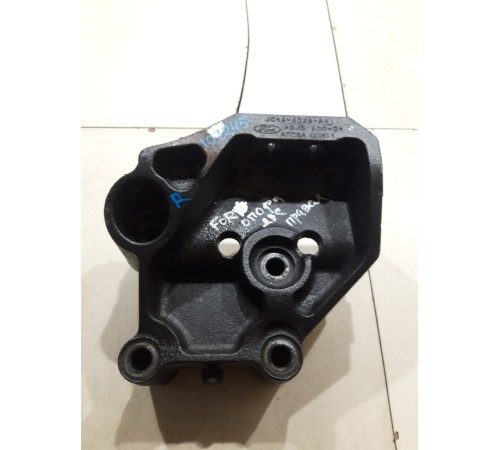 Опора двигателя правая