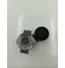 Ролик натяжитель приводного ремня