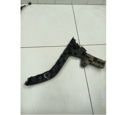 Кронштейн заднего бампера левый