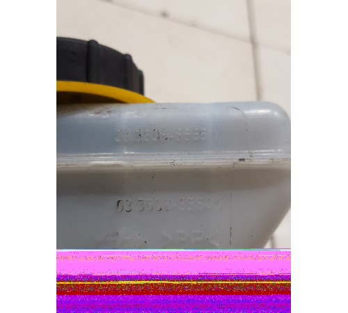 Бачок главного тормозного цилиндра