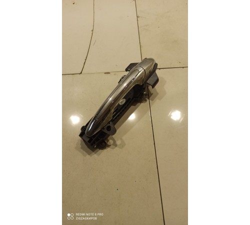 Ручка двери (задняя левая внешняя)