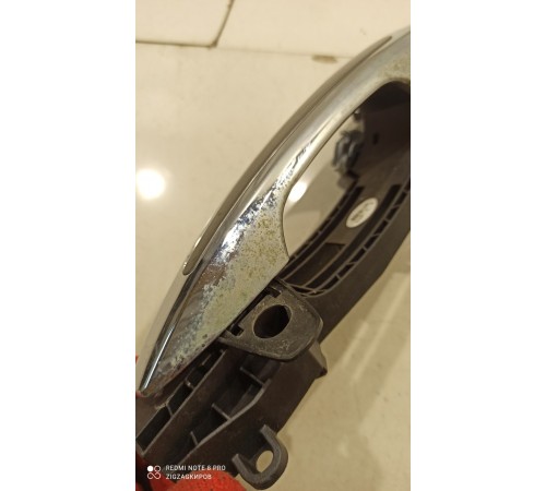 Ручка двери (задняя левая внешняя)