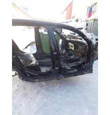 Порог со стойкой(правый)