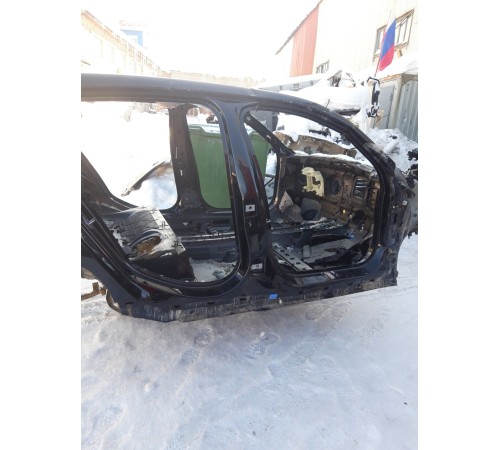 Порог со стойкой(правый)