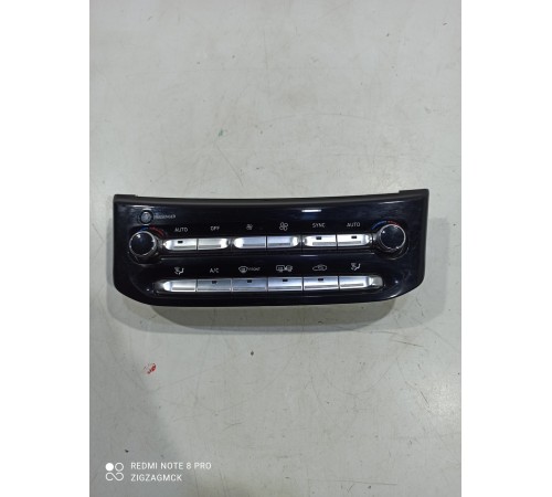 Блок управления климатом(передний)