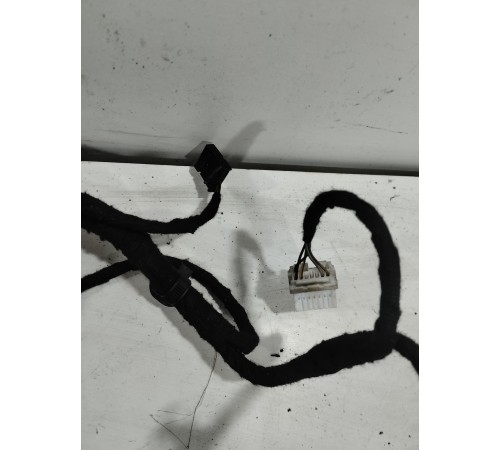 Электропроводка центральной консоли салона