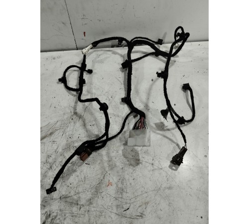 Электропроводка центральной консоли салона