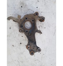 Кулак поворотный задний правый