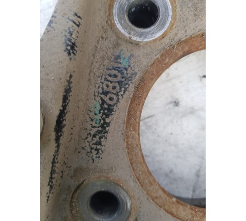 Кулак поворотный задний правый