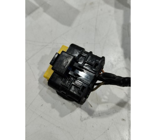 Электропроводка двери (задняя левая)