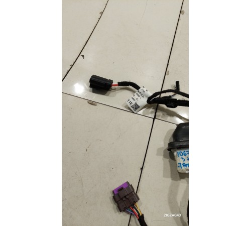 Электропроводка двери (задняя левая)