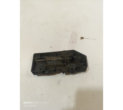 Кронштейн заднего бампера левый