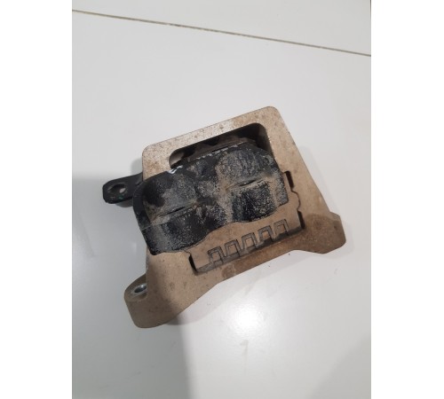 Опора двигателя