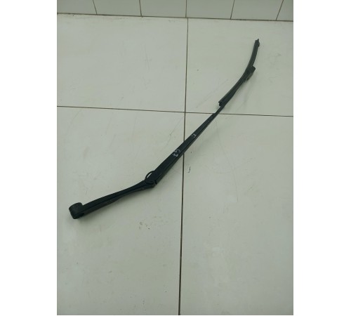 Поводок стеклоочистителя Правый