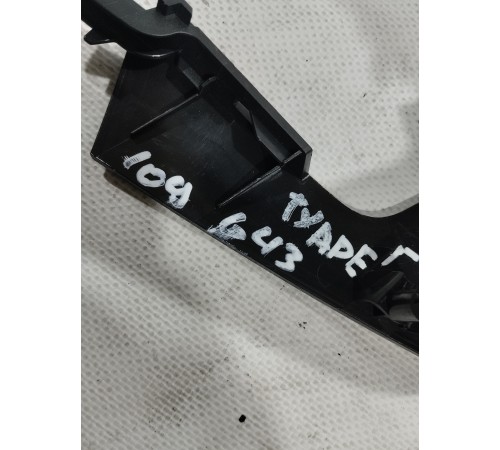 Накладка лобового стекла