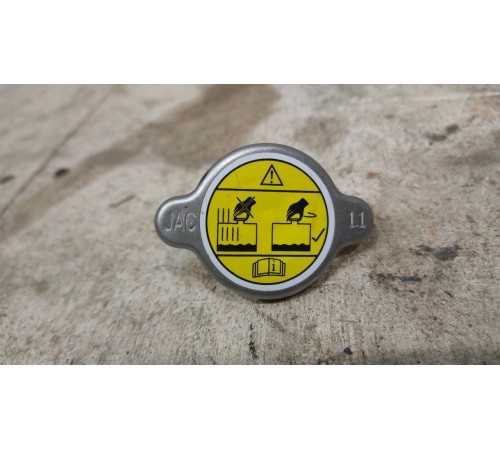 Крышка расширительного бочка