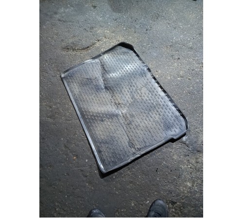 Коврик багажника резиновый