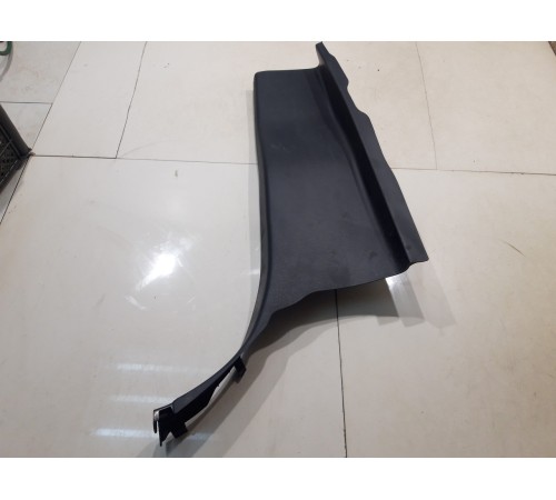 Обшивка стойки (задняя, правая)