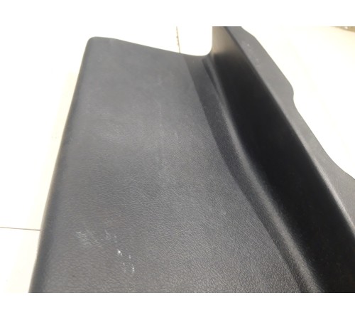 Обшивка стойки (задняя, правая)