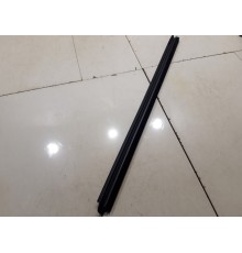 Уплотнитель стекла (задний, левый, внутренний)