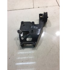 Кронштейн компрессора кондиционера