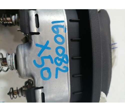 	Подушка безопасности в руль