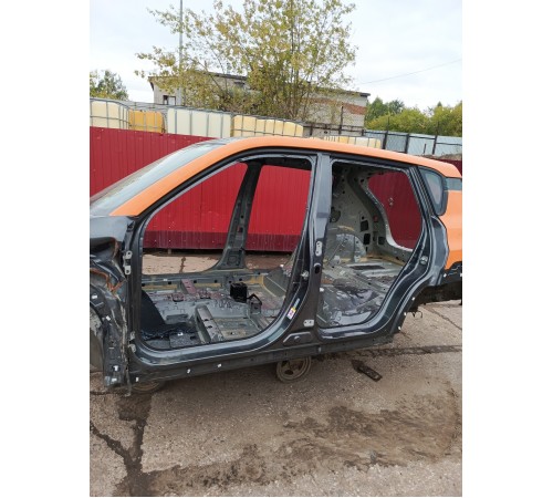 Порог со стойкой левый