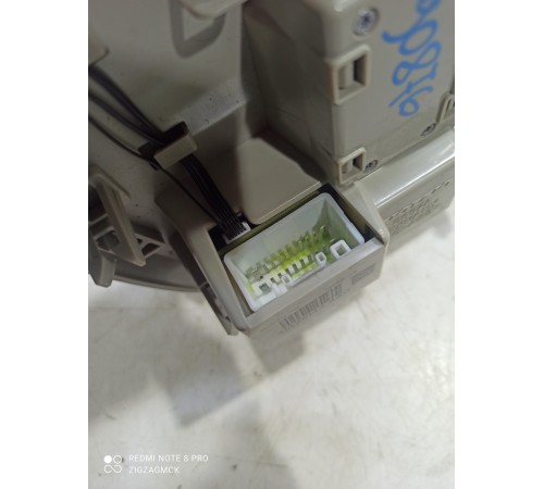 Плафон внутреннего освещения(передний)